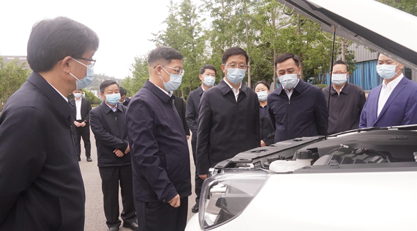 云南省委副书记、省长王予波带队到 db电子游戏动力发展调研